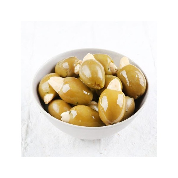 OLIVES FARCIES AUX AMANDES